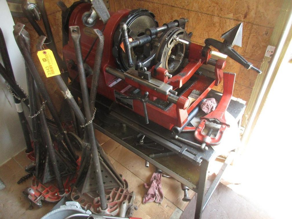 Northern Pipe Threading Machine (O)