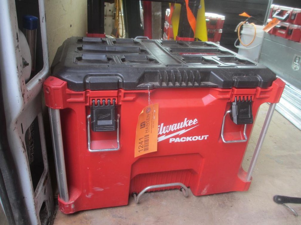 Milwaukee Packout Rolling Toolbox and Contents (V53)