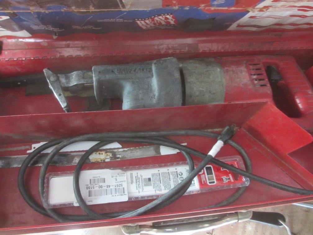 Milwaukee Sawzall (V53)