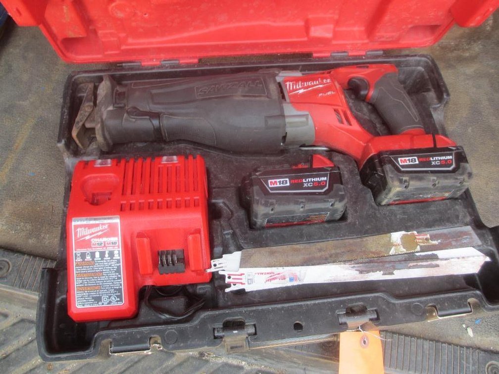 Milwaukee Sawzall (V53)