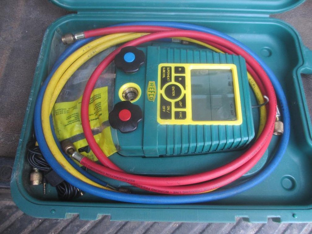 Refco Digimon2-Way Digital Manifold (V83)