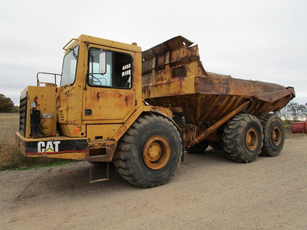 Cat D350D Off Road Haul Truck