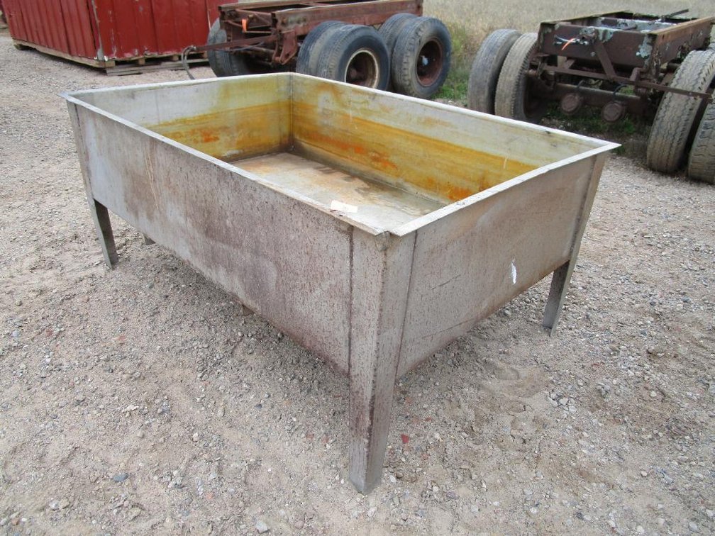 Stainless Steel Tub with Drain