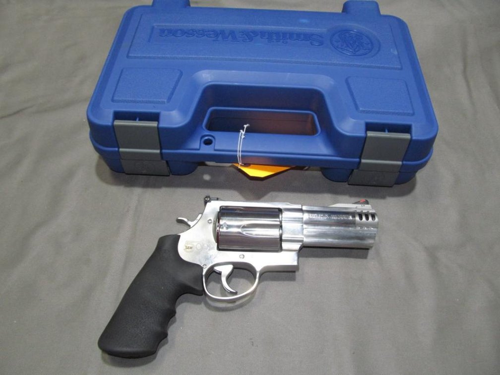 Smith and Wesson Model 500 Revolver - SN DNU5692