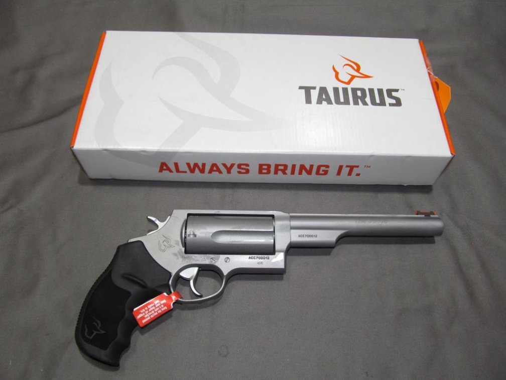 Taurus Model Judge Magnum .45 Colt/410  - SN ACC700012