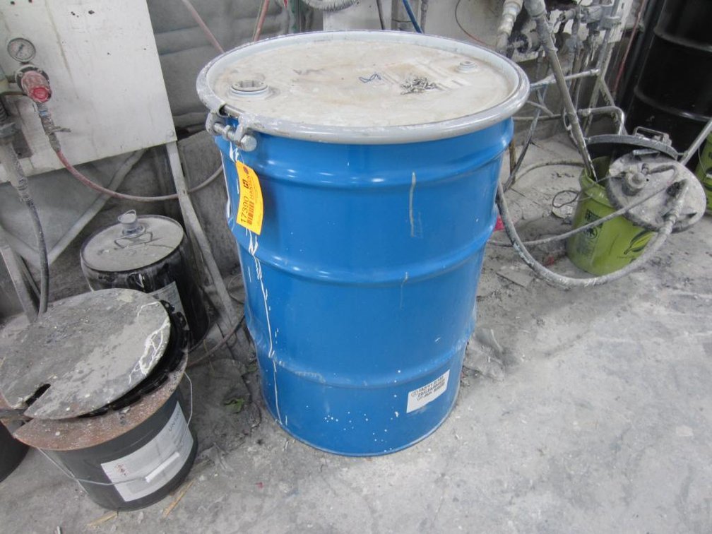 53-Gallon Drum of Beige Spray (S)