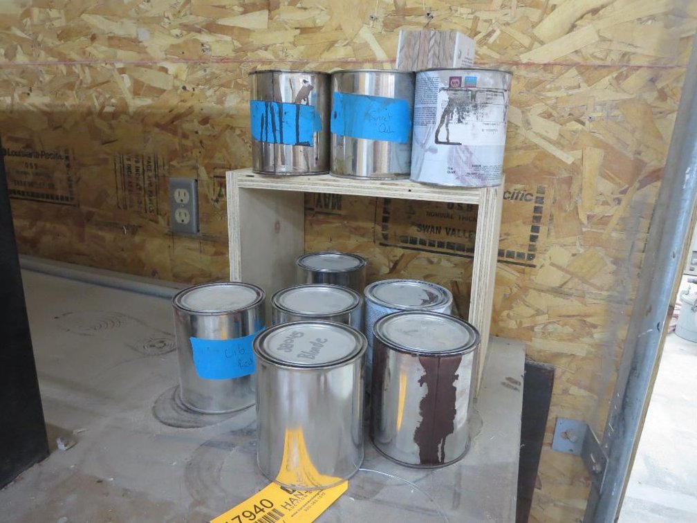 (12) 1 Q of Stain and Small Wood Stand (O)
