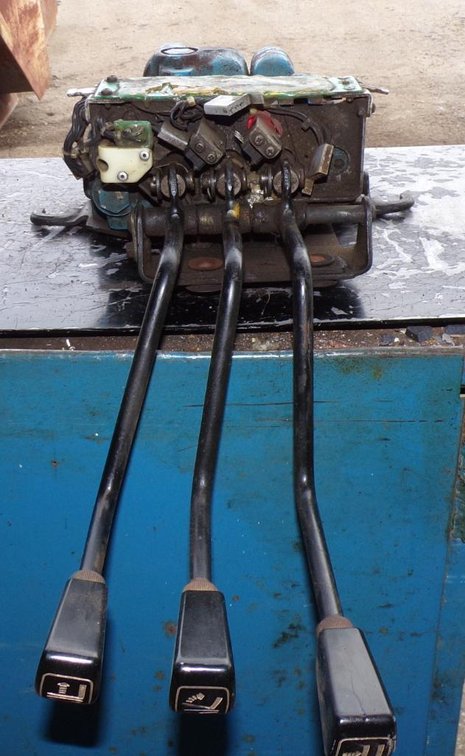 Vickers 3-Control Valve (OS)