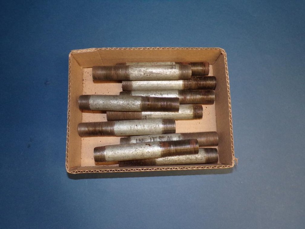 (10) 1/2in. Threaded Nipples 5-3/8in. Long (C1)