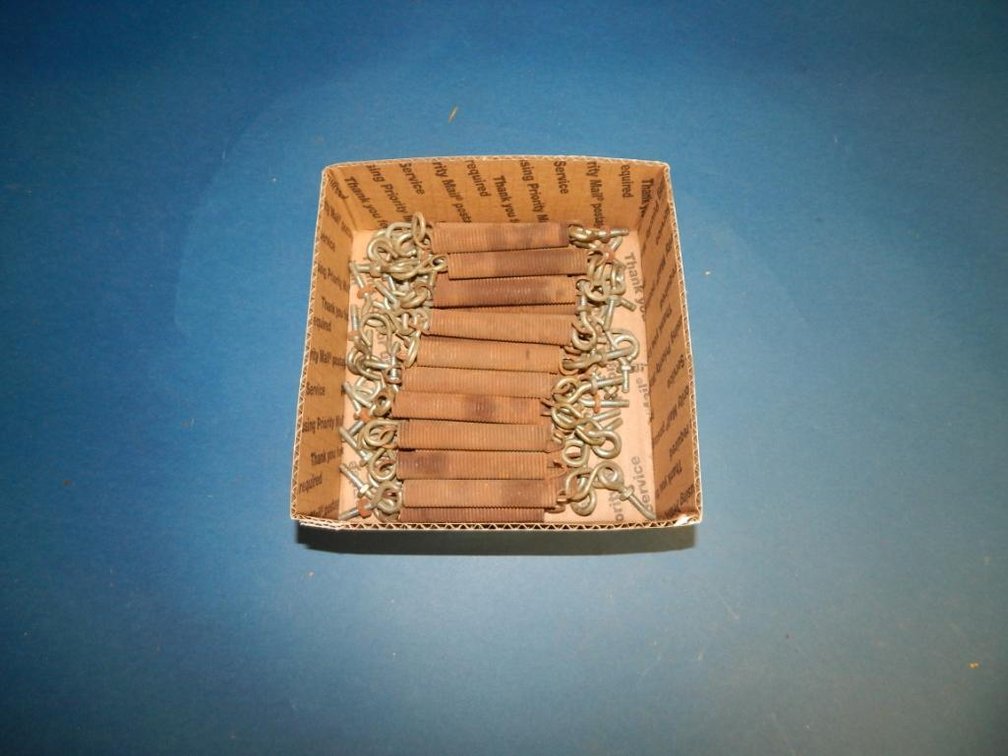 (22) 5/8in. Diameter Springs 4in. Long (C1)