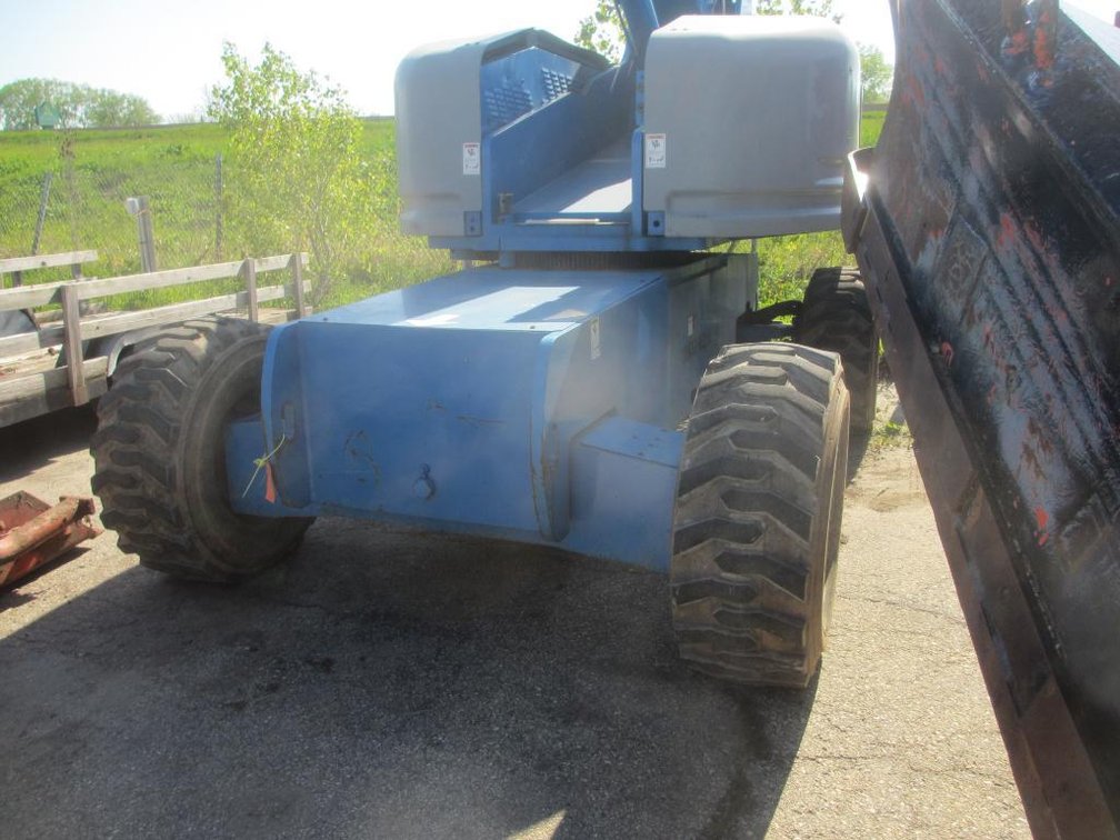 2001 Genie Boom Lift S-65 (VIN: 7472)