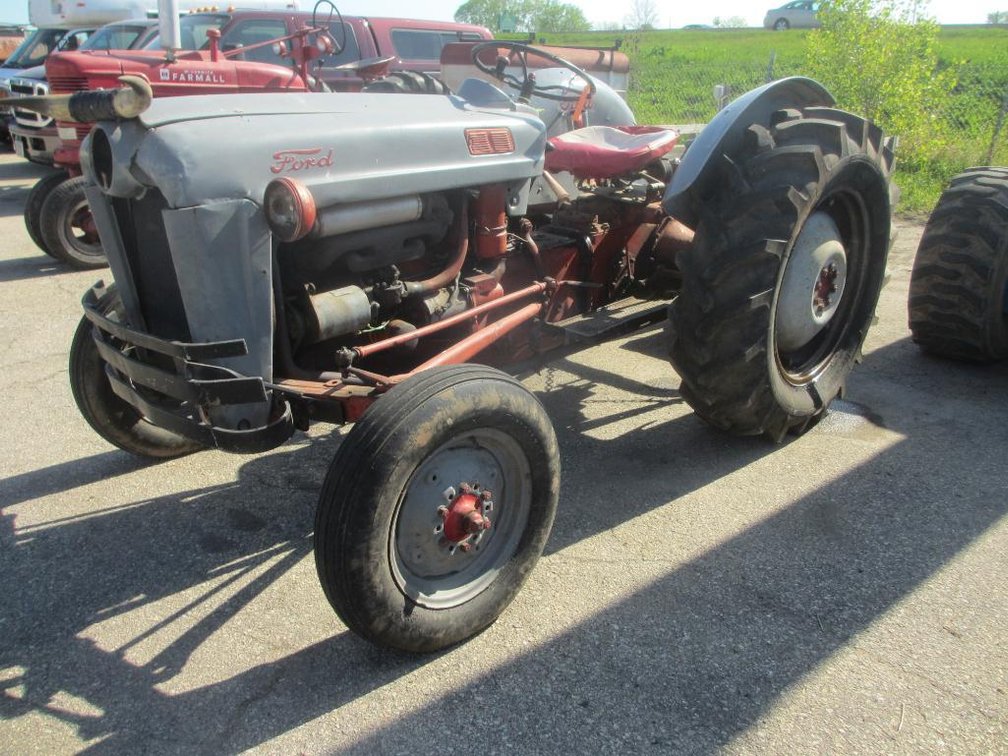 1950s Ford 640 Tractor (OF)