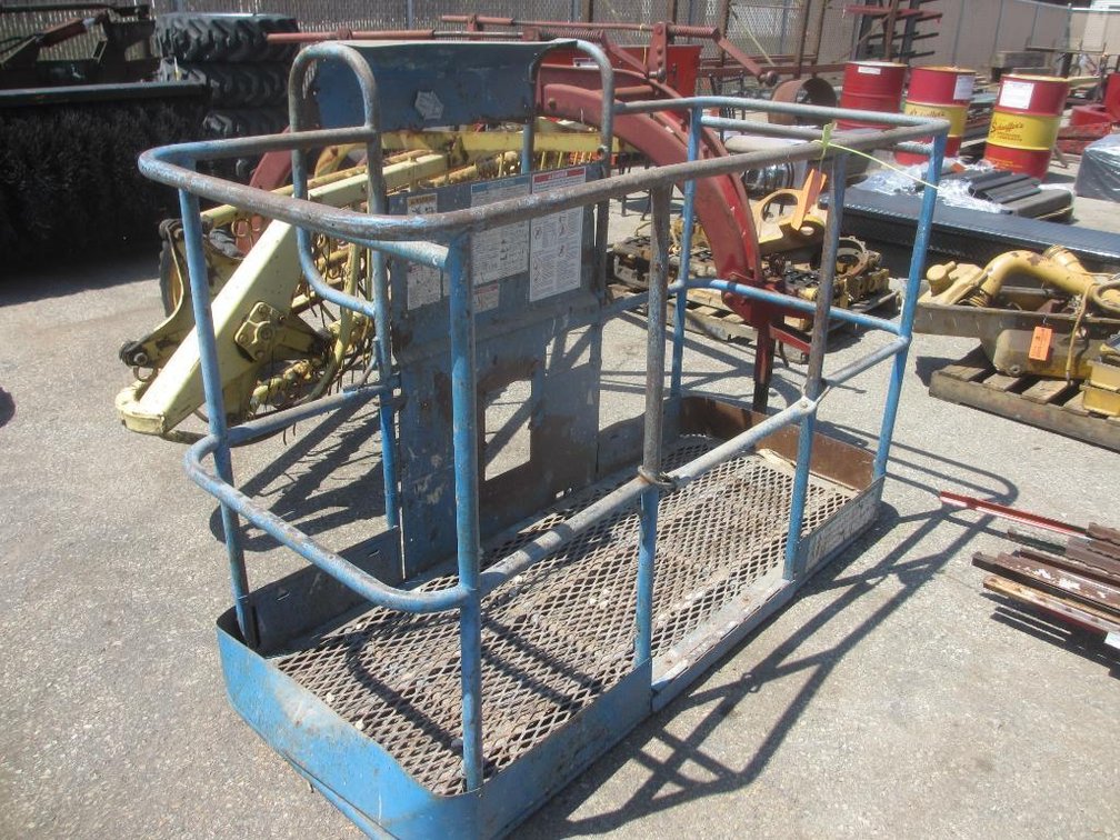 6 Foot Man Basket