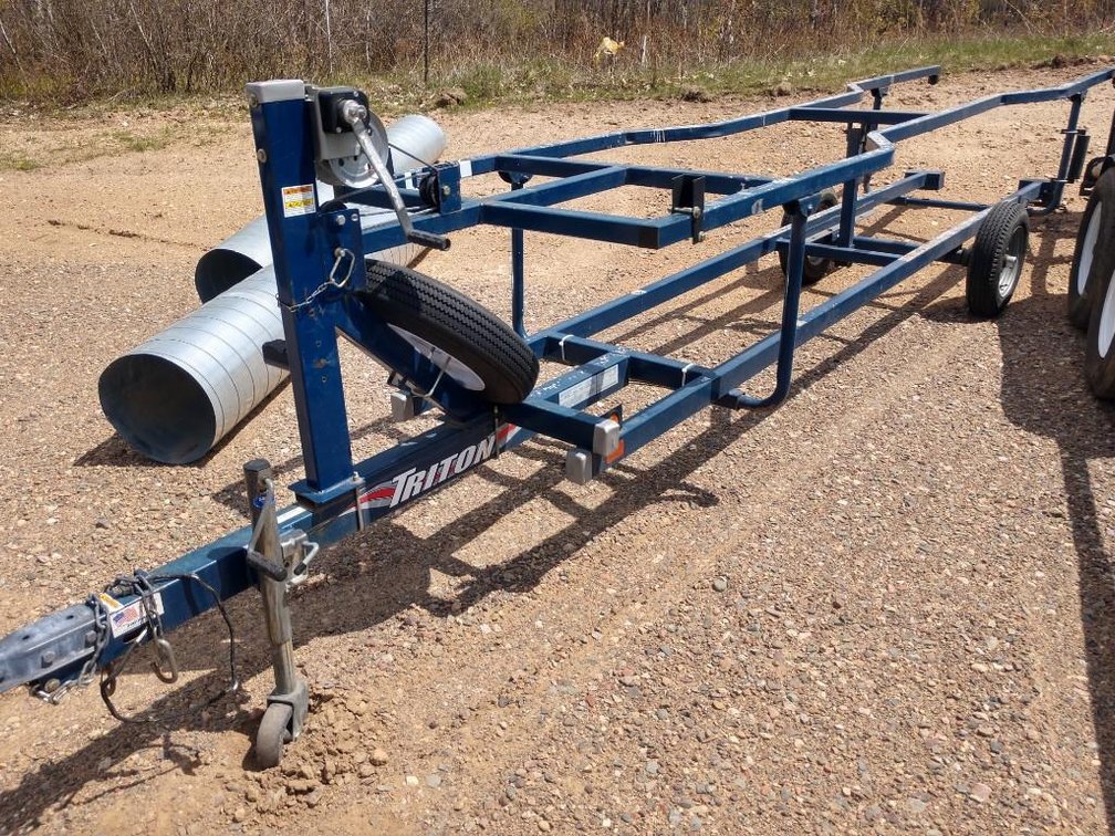 2009 Single Axle Blue Triton Pontoon Trailer - VIN 4TCSP11689H168211 (Harshaw, WI)