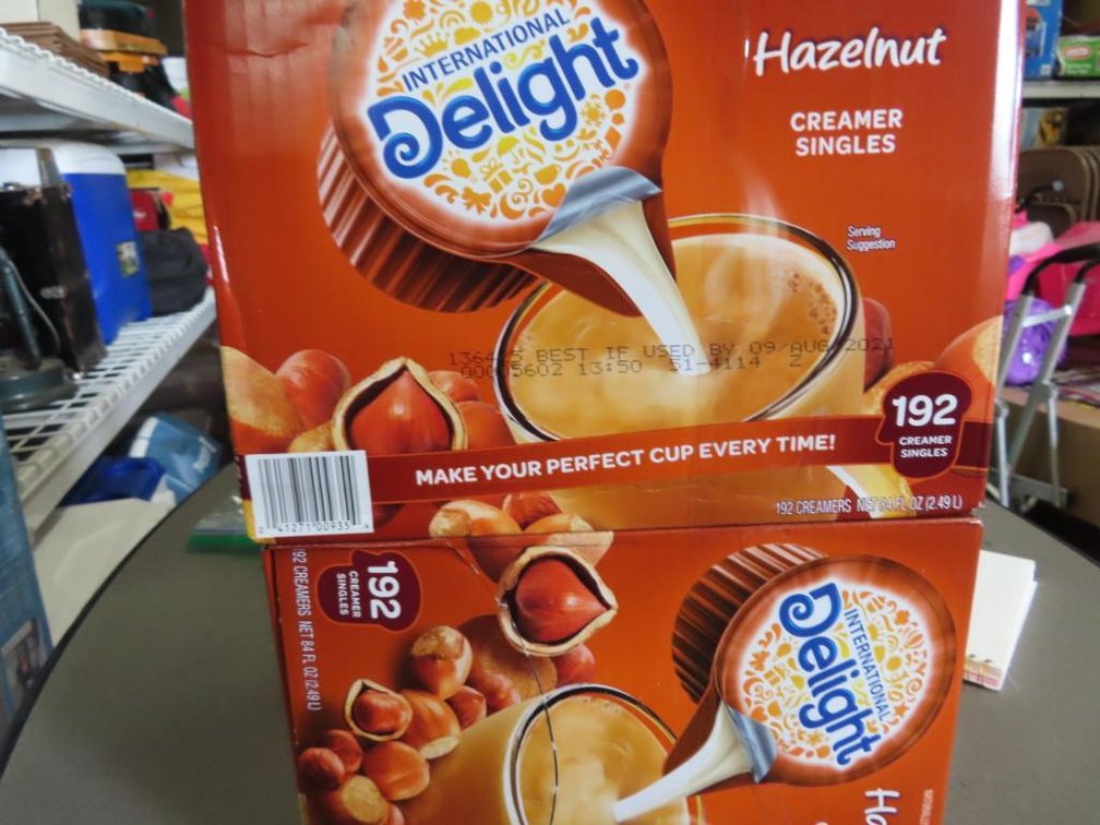 International Delight Hazelnut Creamer Singles - Qty 384