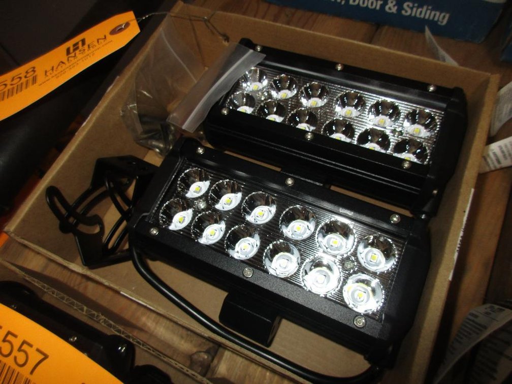 (2) New 6.5" LED Light Bars (CW)