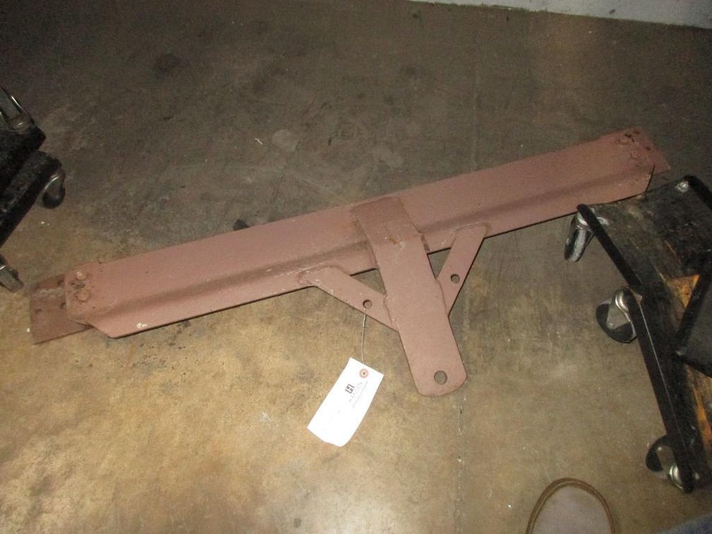 Bolt on Universal Hitch (CW)