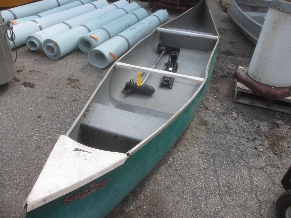 Badger Boats 16' Canoe with Trolling Motor (O4)