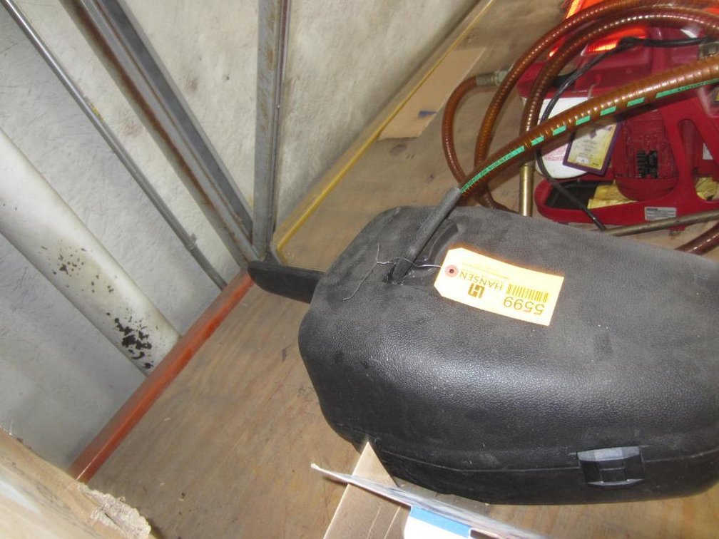 Poulan Pro Chainsaw (PR7)
