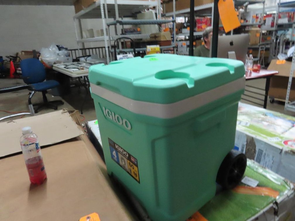 Igloo Latitude 60 Roller Cooler