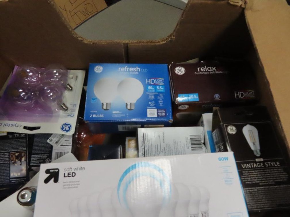 Misc. Light Bulbs - Qty ~16