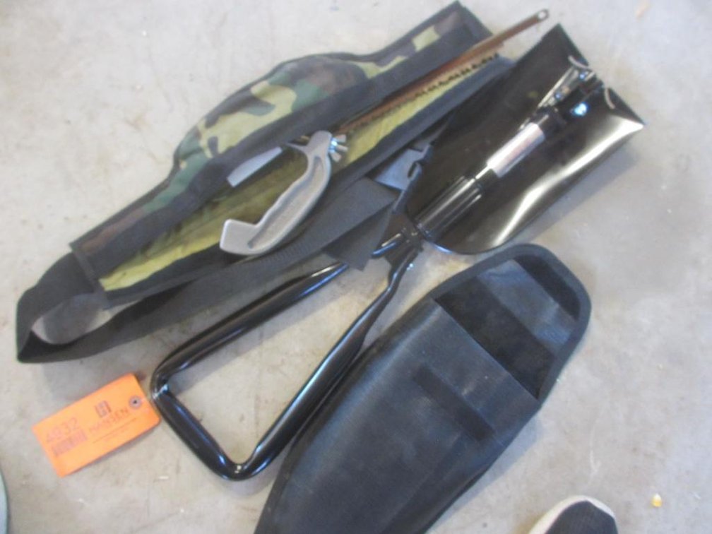Foldable Shovel and Saw (D1)