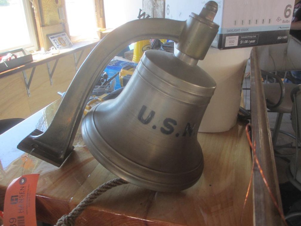 Ships Bell (D2)