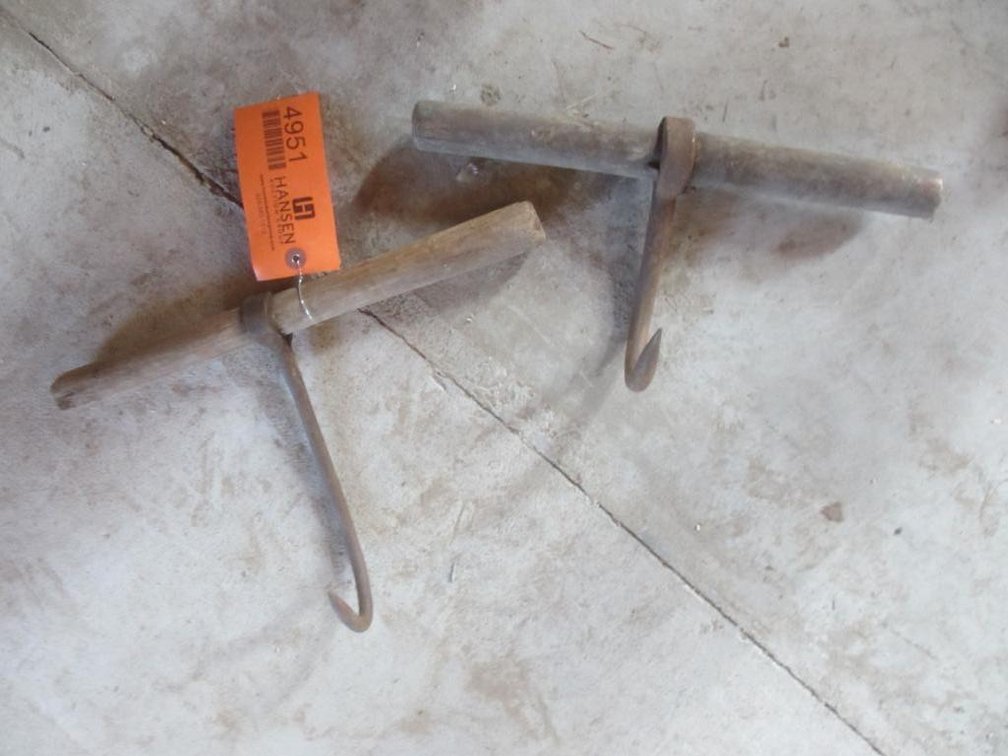 (2) Wooden Handled Hooks (D2)
