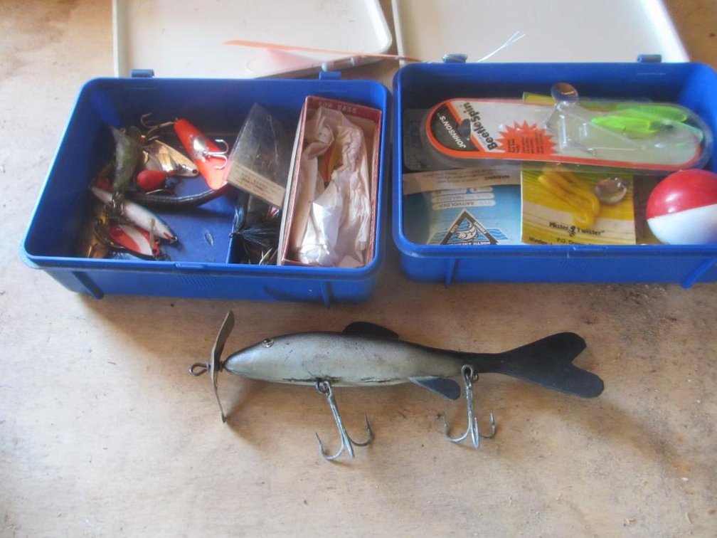 Vintage Musky Lure Fishing Lure and More (D2)