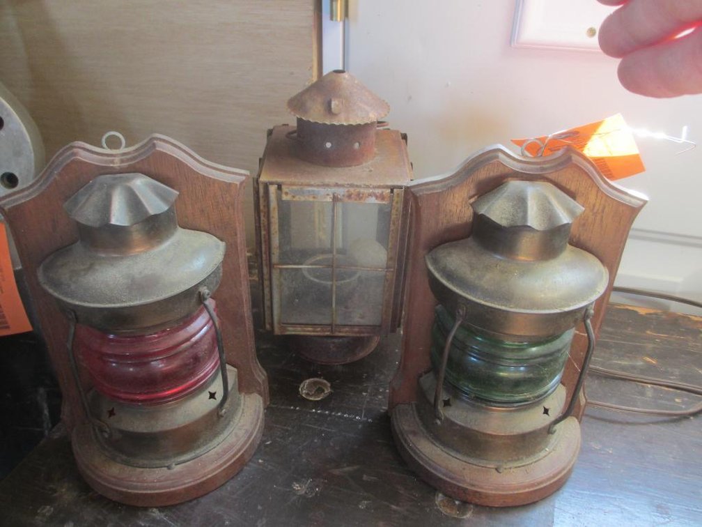 Lanterns (D2)