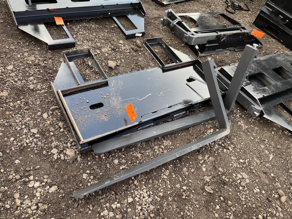Skidsteer Pallet Forks