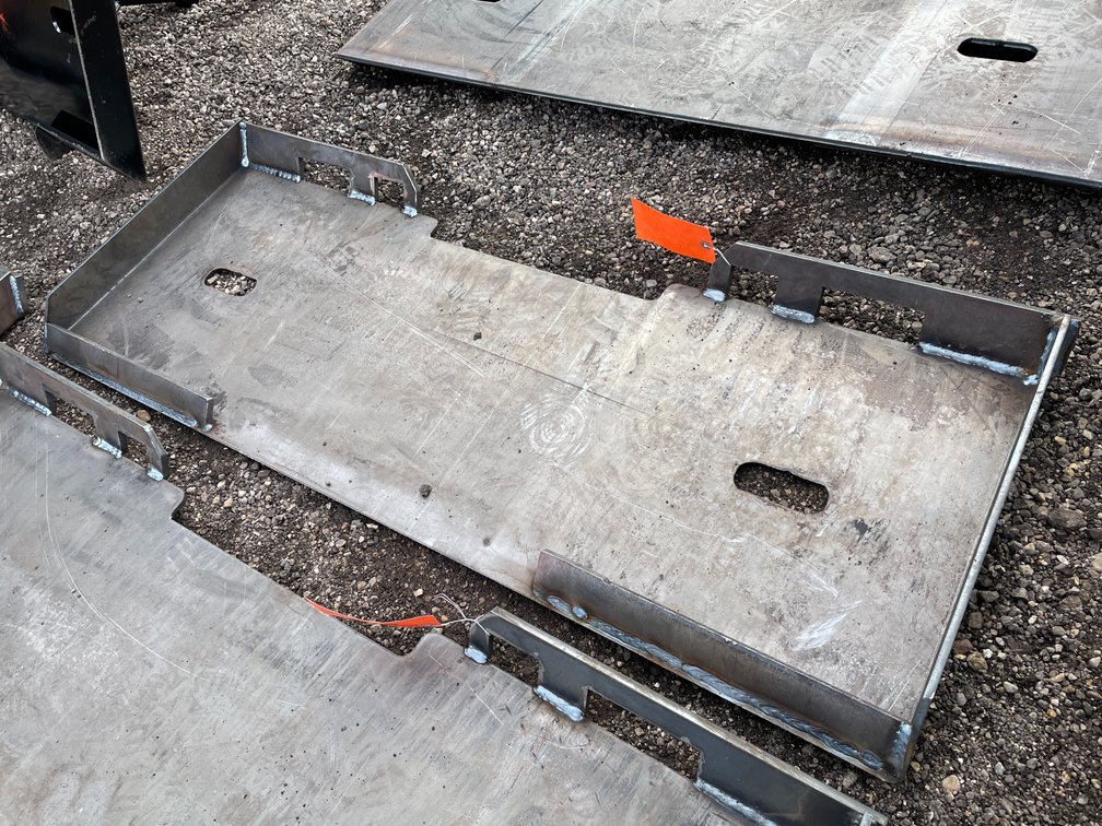 Skidsteer Adapter Plates