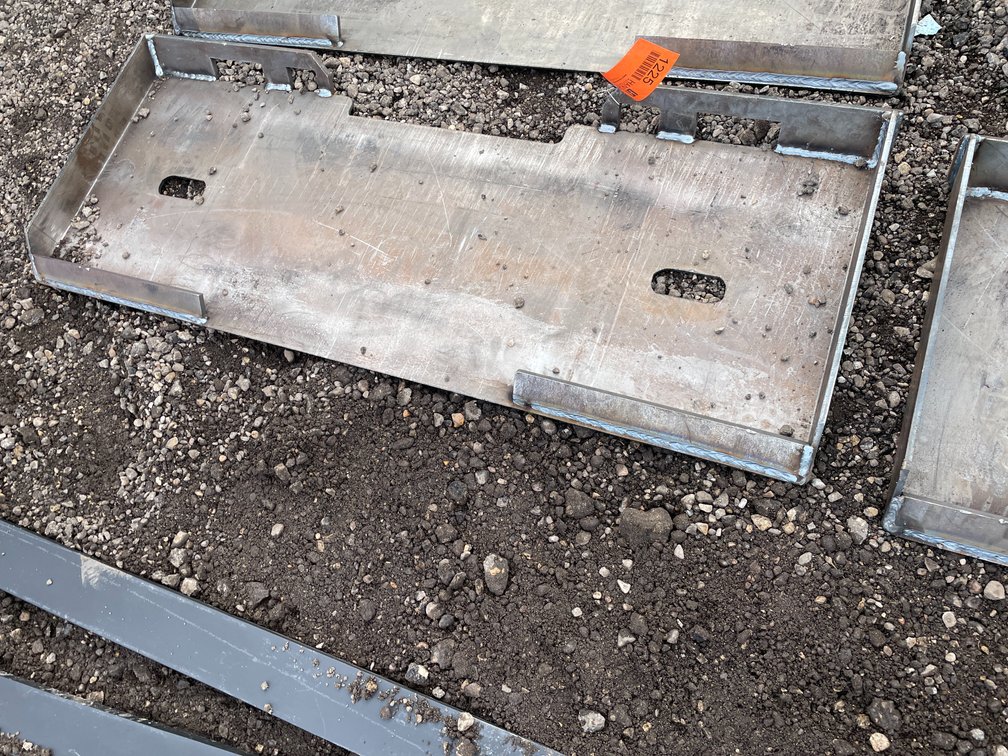 Skidsteer Adapter Plates