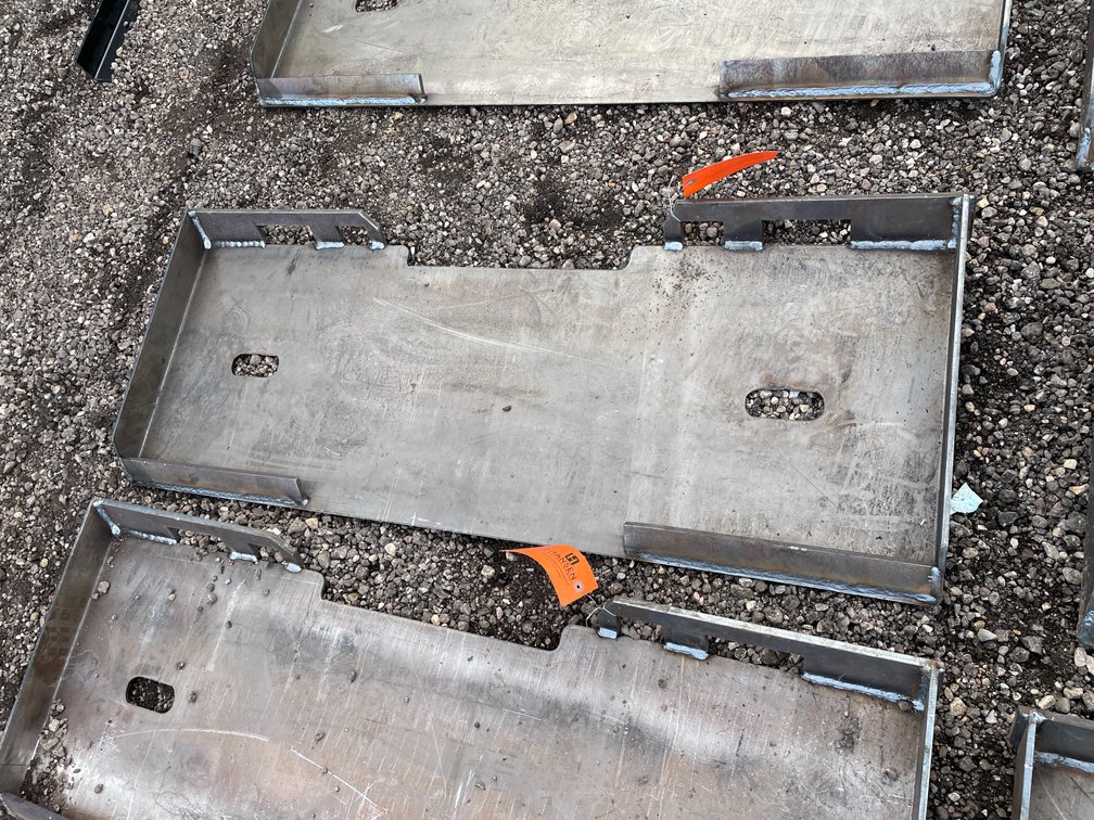 Skidsteer Adapter Plates