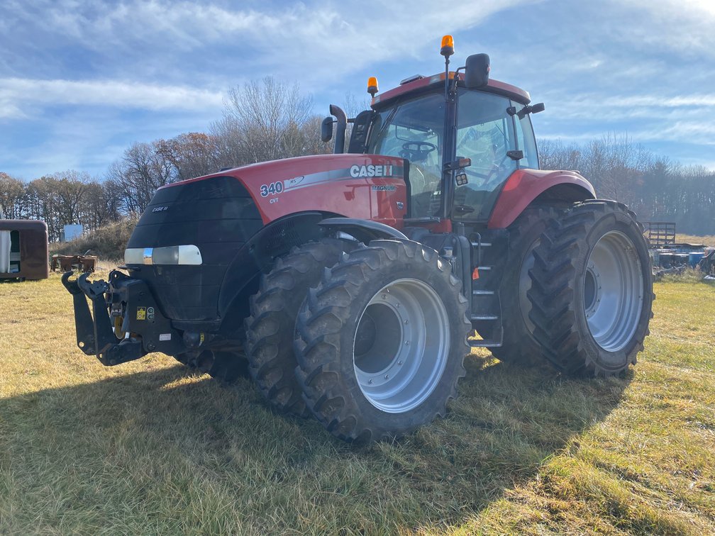 2014 Case IH 340 CVT Magnum Tractor (Colfax, WI)