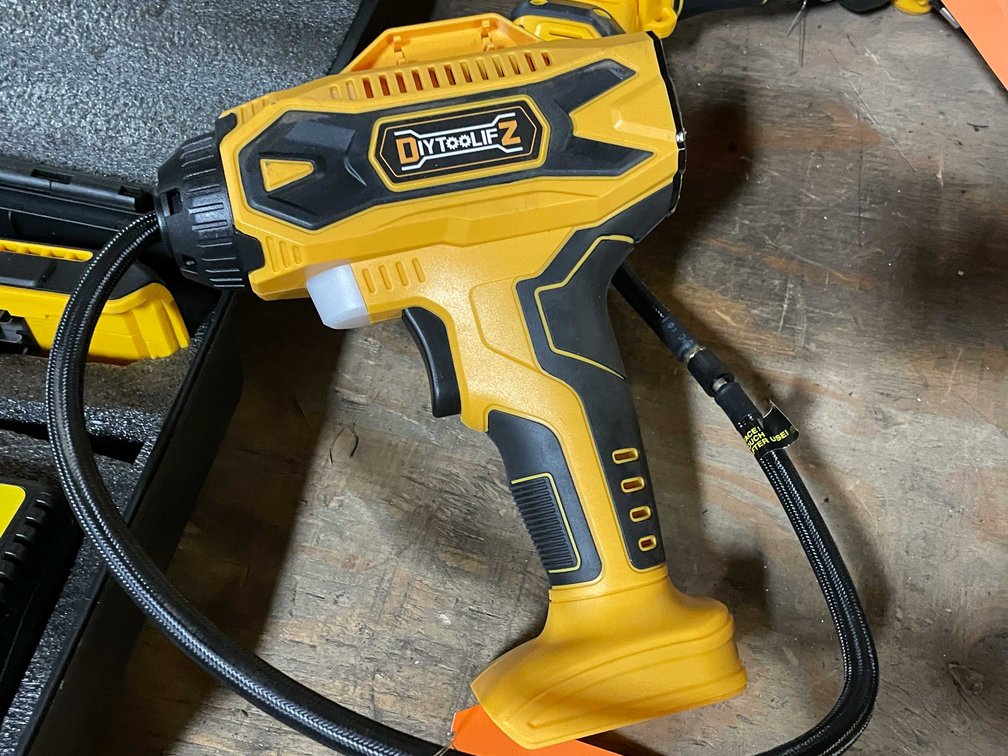 DeWalt Compatible 20 Volt Air Compressor For Airing Up Tires, Etc (PR12)