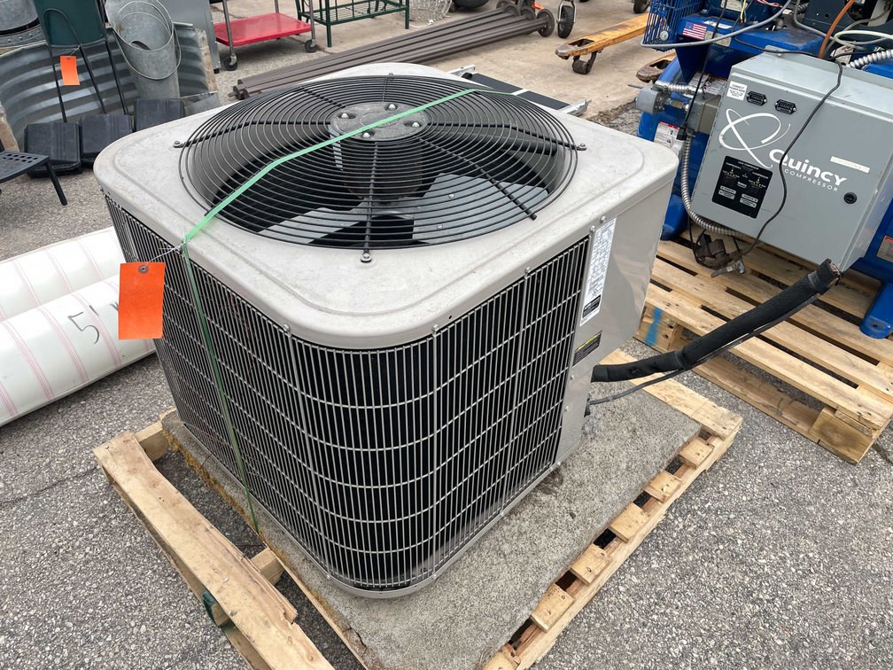 Bryant A/C Unit (Door 03)