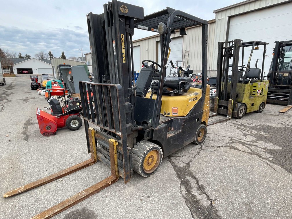 Forklift (O3)