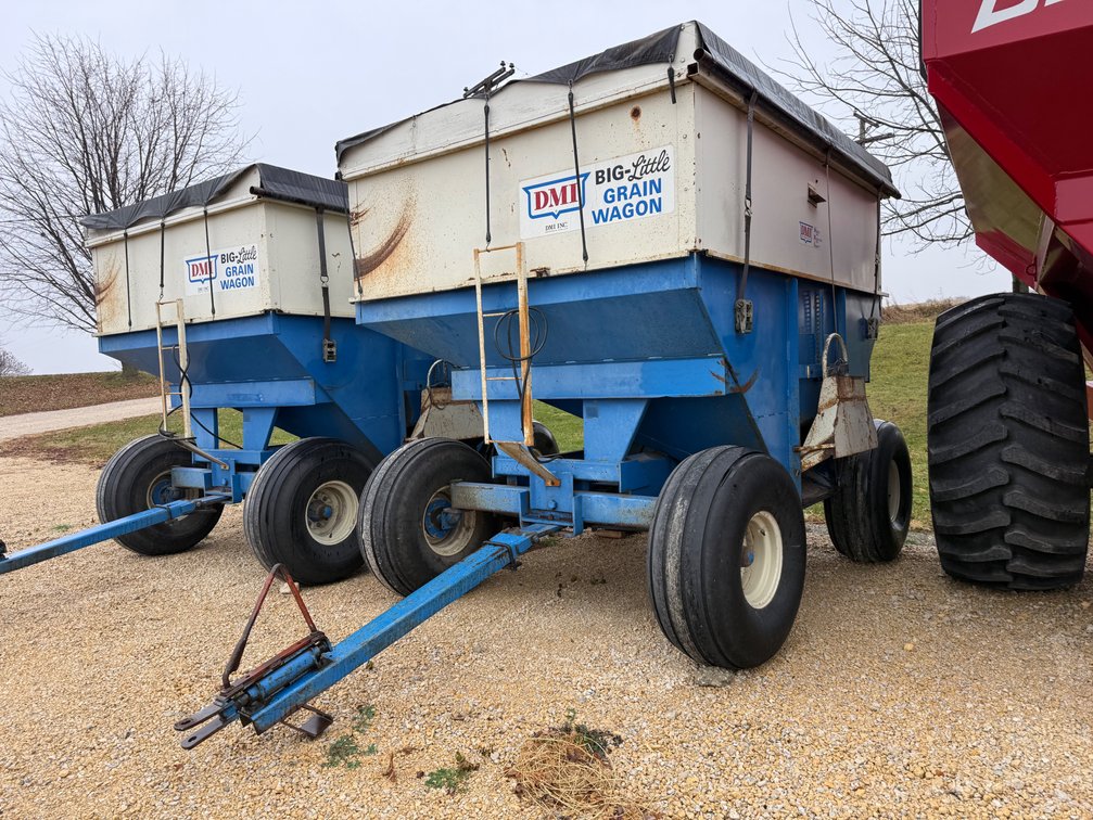 DMI Big-Little Grain Wagon (Chadwick, IL)