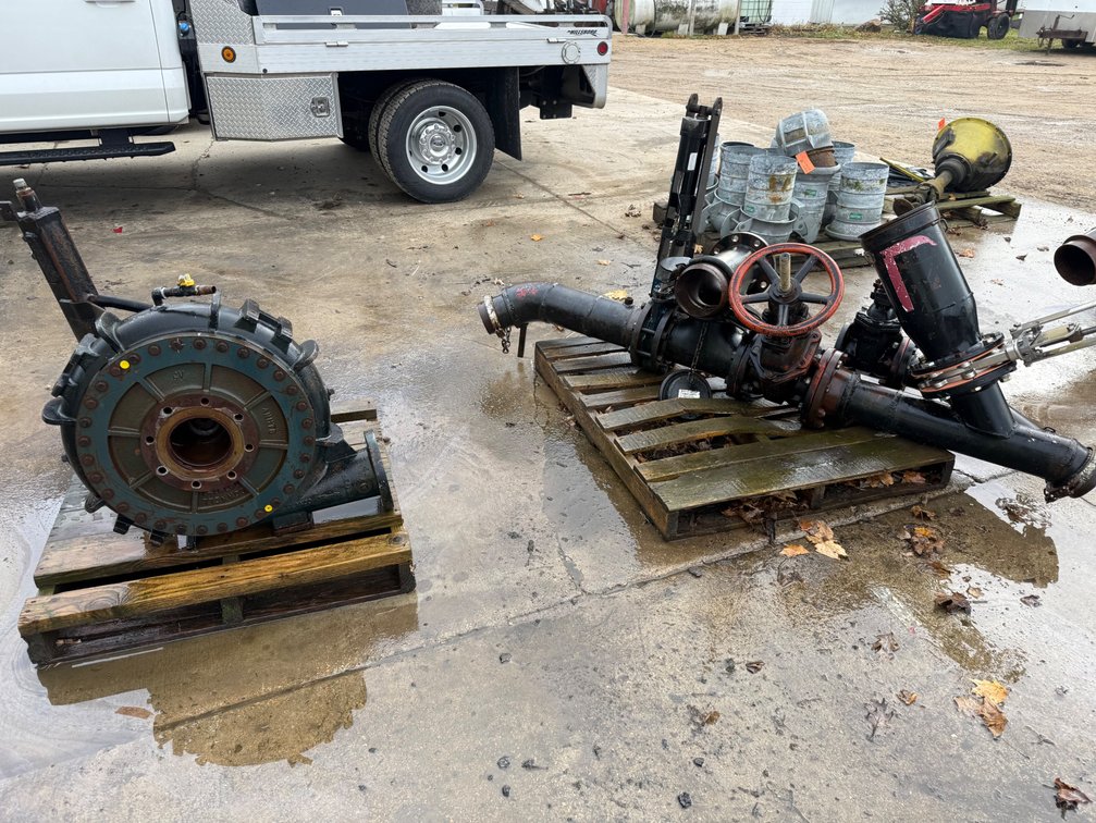 Cornell 4NHTB Pump with Plumbing (North Freedom, WI)