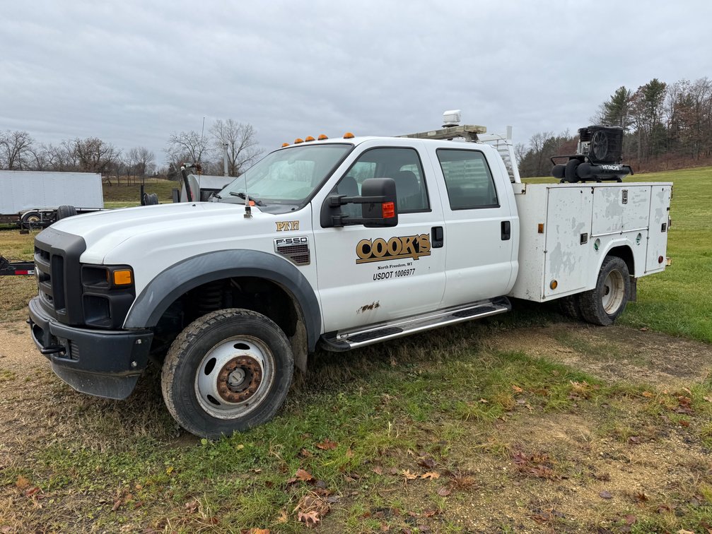 2009 Ford F-550 Service Truck (Has WI Title) (North Freedom, WI)