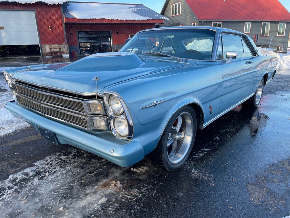 1966 Ford Galaxie 500 XL Fastback (Has WI Title)