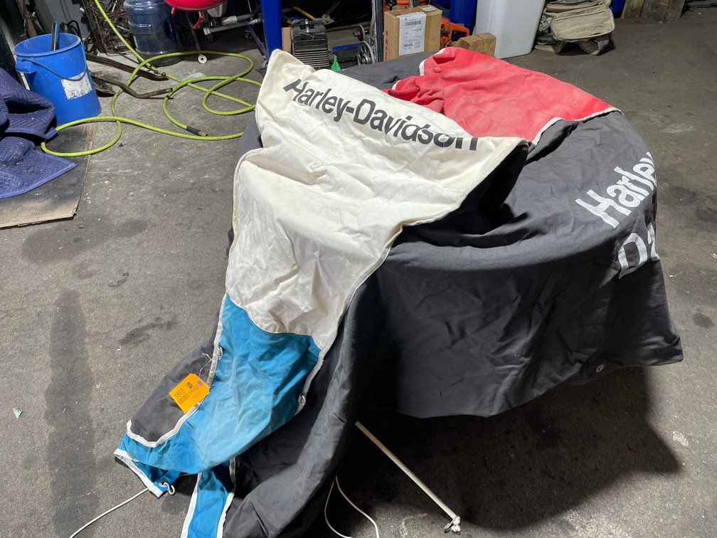 Harley Davidson Factory Cover