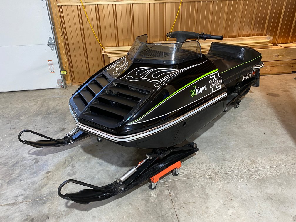 1975 Arctic Cat El Tigre' 250 Z Snowmobile