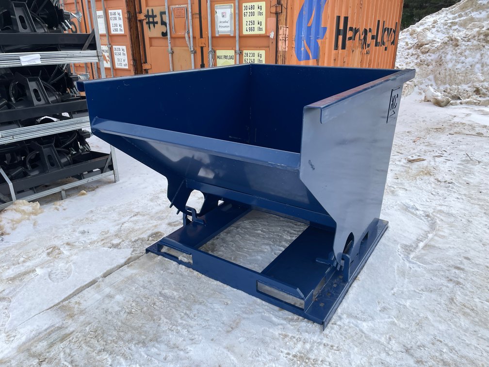 New KC Self Dumping Hopper with Fork Pockets