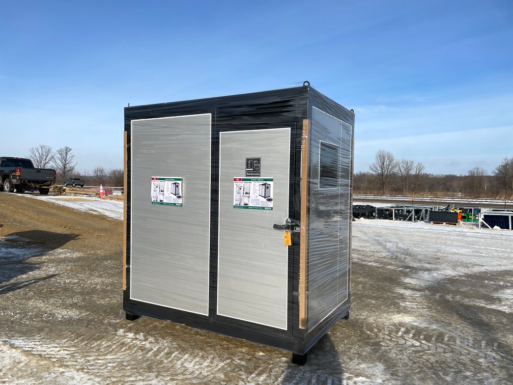 New KJ Portable Bathroom