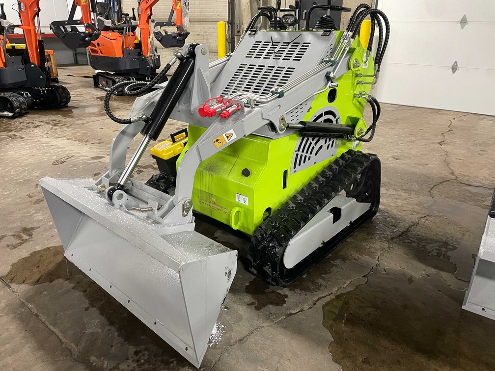 2025 Unused Landhero Mini Skid Steer Loader (O9)