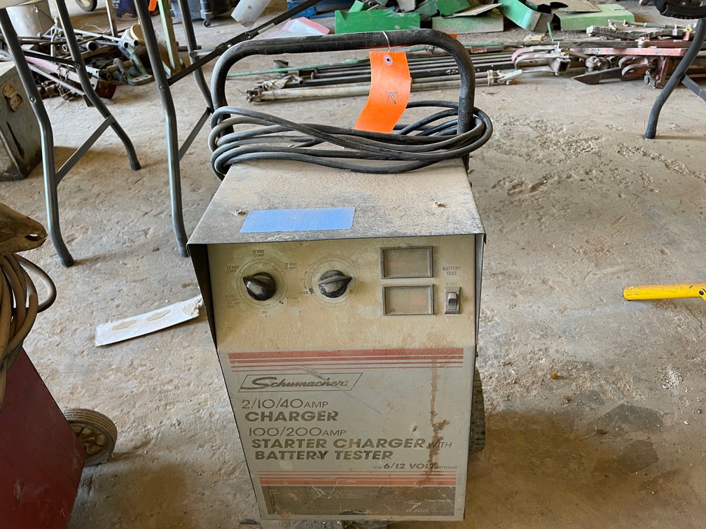 Schumacher Battery Charger
