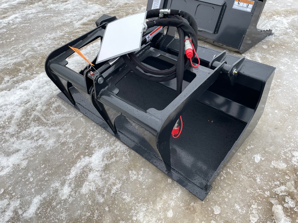 Wolverine Mini Skid Steer Stump Grapple
