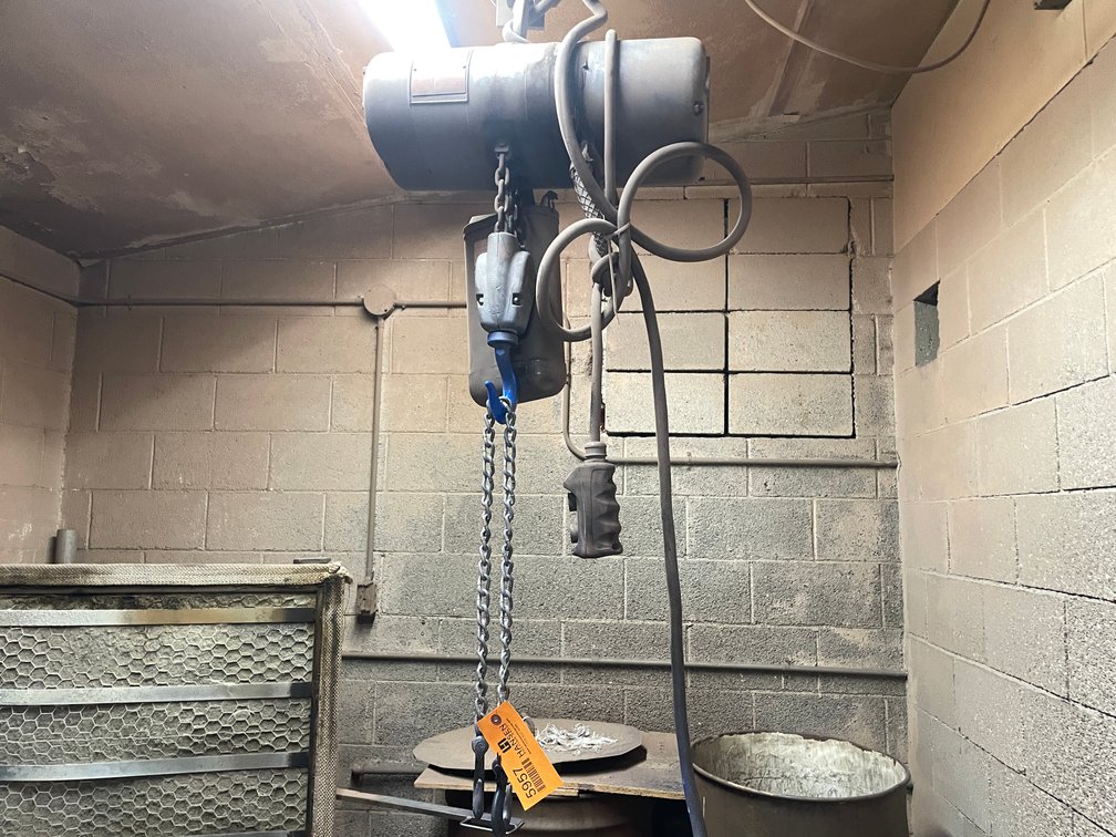 Lodestar 1 Ton Chain Hoist